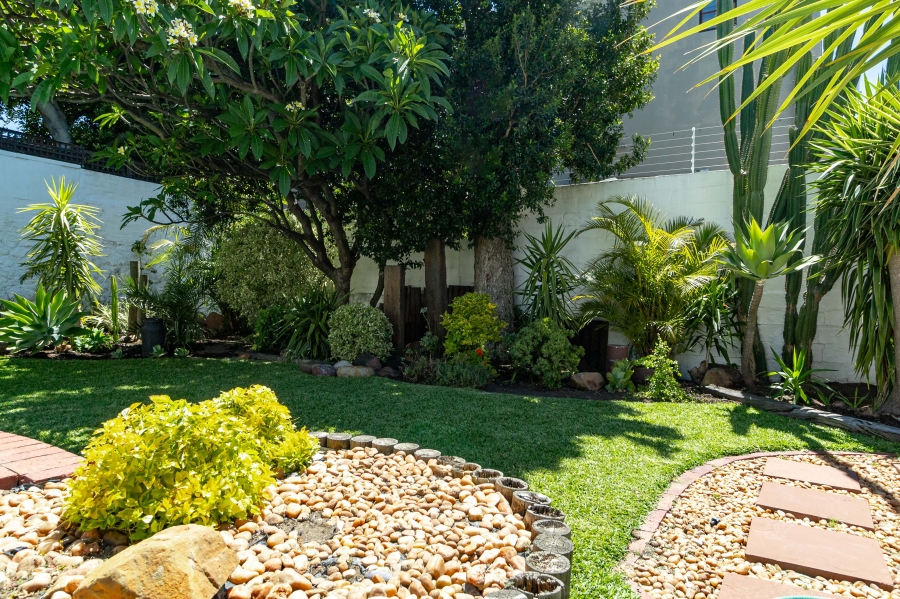 3 Bedroom Property for Sale in Tamboerskloof Western Cape